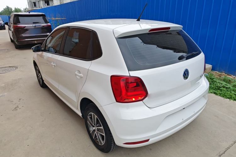 Used Volkswagen Polo 2016 1.4L Manual Fashion Model Rear Left 45 Deg