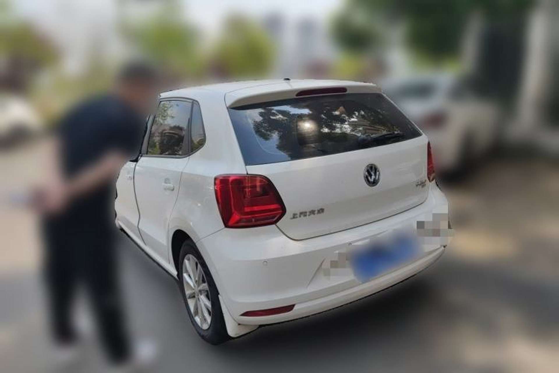 Used Volkswagen Polo 2016 1.6L Automatic Comfort Model Rear Left 45 Deg