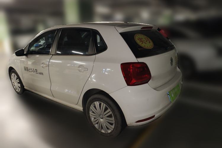 Used Volkswagen Polo 2016 1.6L Automatic Comfort Model Rear Left 45 Deg