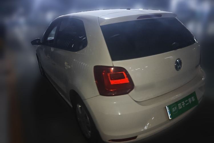Used Volkswagen Polo 2016 1.4L Automatic Trendy Model Rear Left 45 Deg