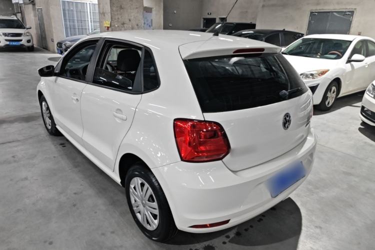 Used Volkswagen Polo 2016 1.4L Manual Fashion Model Rear Left 45 Deg