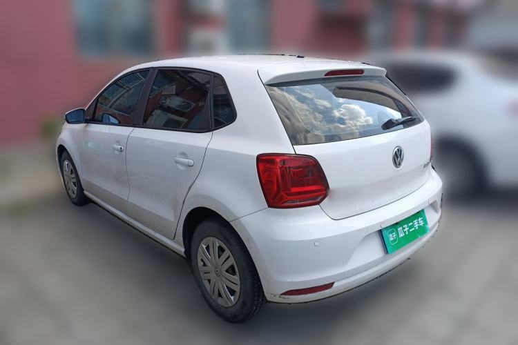 Used Volkswagen Polo 2016 1.4L Manual Fashion Model Rear Left 45 Deg