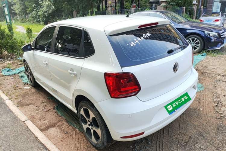 Used Volkswagen Polo 2016 1.4L Automatic Trendy Model Rear Left 45 Deg