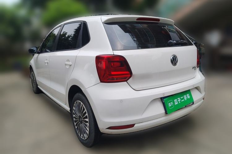 Used Volkswagen Polo 2016 1.6L Automatic Comfort Model Rear Left 45 Deg