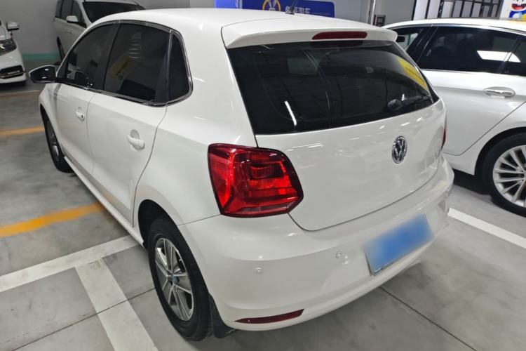 Used Volkswagen Polo 2016 1.4L Manual Fashion Model Rear Left 45 Deg