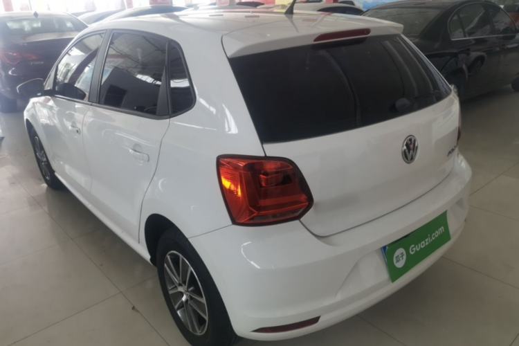 Used Volkswagen Polo 2016 1.4L Manual Fashion Model Rear Left 45 Deg