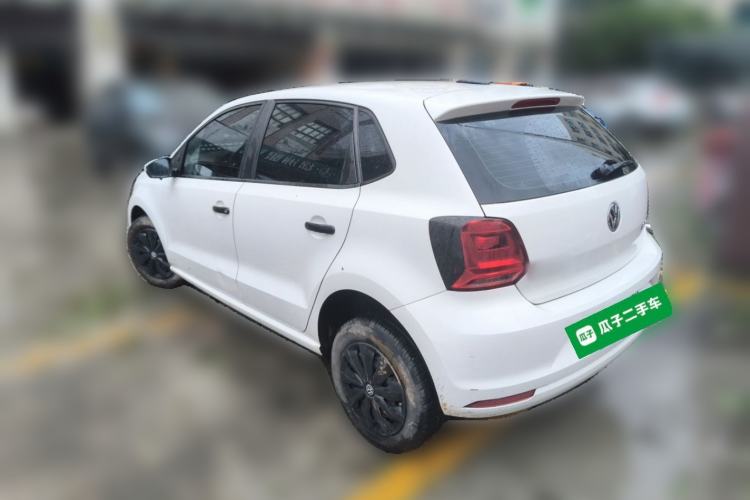 Used Volkswagen Polo 2016 1.4L Manual Fashion Model Rear Left 45 Deg
