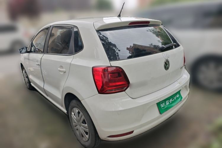 Used Volkswagen Polo 2016 1.4L Manual Fashion Model Rear Left 45 Deg