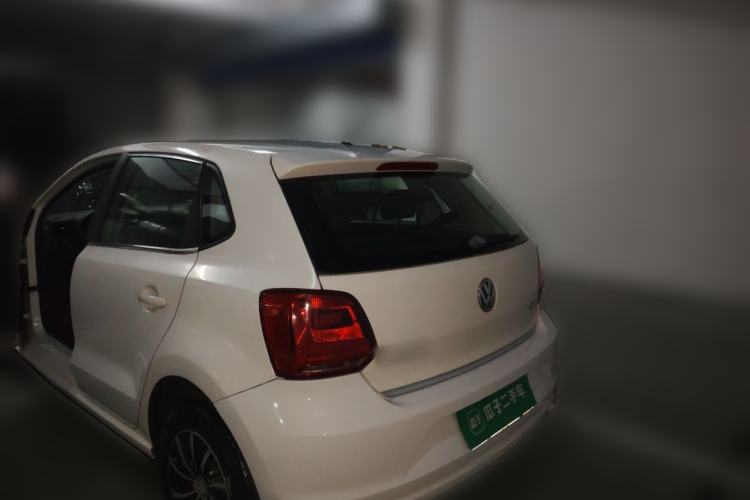 Used Volkswagen Polo 2016 1.4L Automatic Trendy Model Rear Left 45 Deg