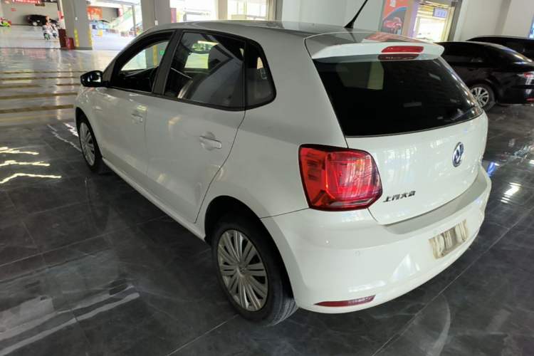 Used Volkswagen Polo 2016 1.6L Automatic Comfort Model Rear Left 45 Deg