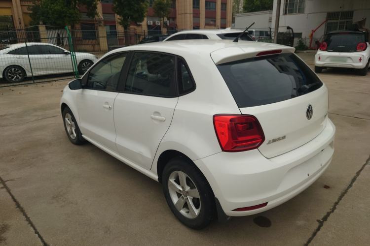Used Volkswagen Polo 2016 1.4L Manual Fashion Model Rear Left 45 Deg