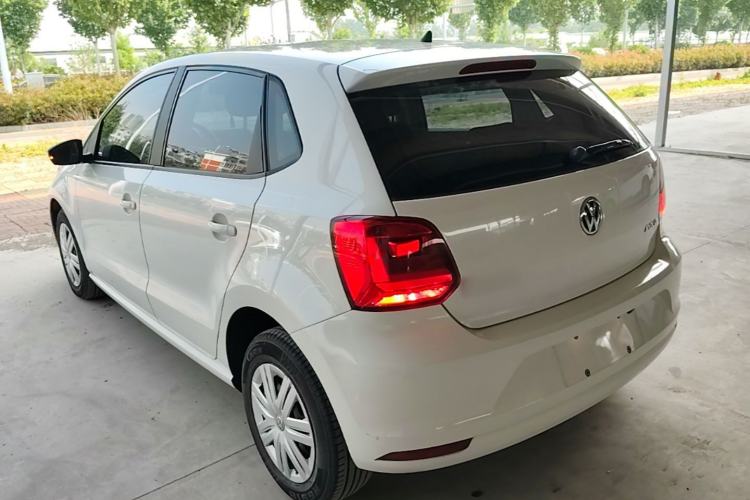 Used Volkswagen Polo 2016 1.4L Automatic Trendy Model Rear Left 45 Deg