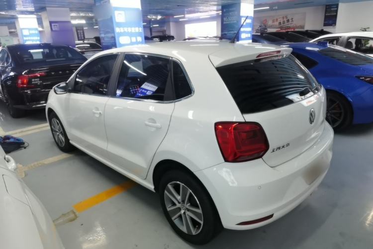 Used Volkswagen Polo 2016 1.6L Automatic Comfort Model Rear Left 45 Deg