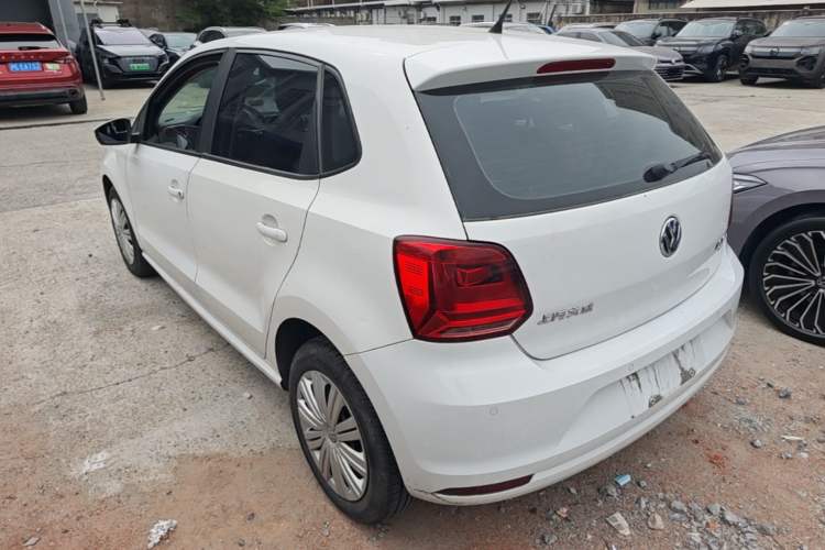 Used Volkswagen Polo 2016 1.6L Automatic Comfort Model Rear Left 45 Deg
