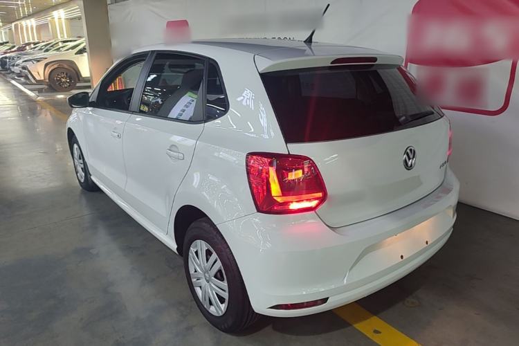 Used Volkswagen Polo 2016 1.4L Manual Fashion Model Rear Left 45 Deg