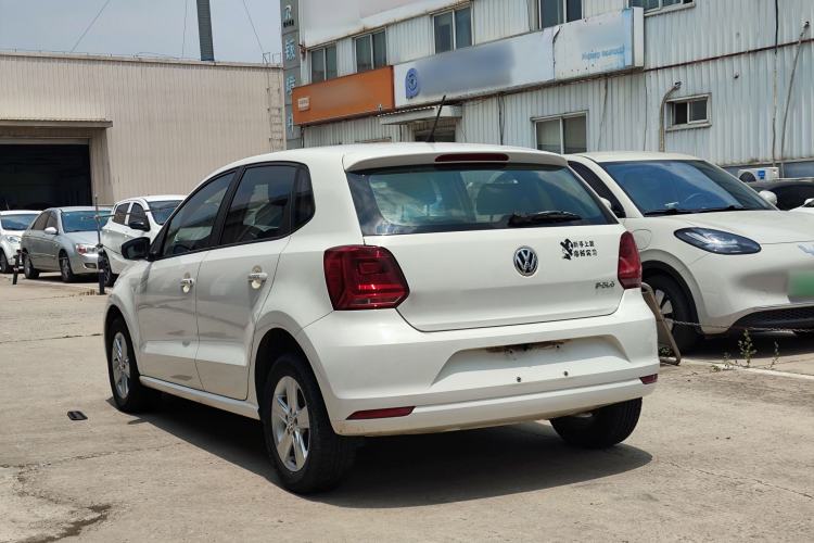 Used Volkswagen Polo 2016 1.4L Manual Fashion Model Rear Left 45 Deg
