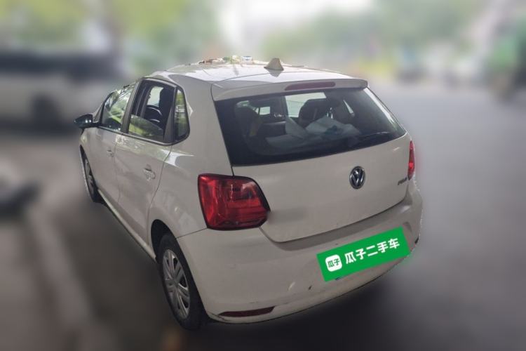 Used Volkswagen Polo 2016 1.4L Manual Fashion Model Rear Left 45 Deg