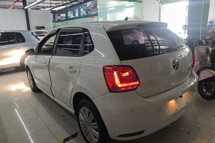 Used Volkswagen Polo 2016 1.6L Manual Comfort Model Rear Left 45 Deg