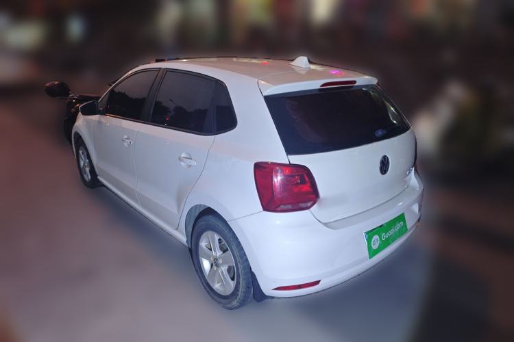 Used Volkswagen Polo 2016 1.4L Manual Fashion Model Rear Left 45 Deg