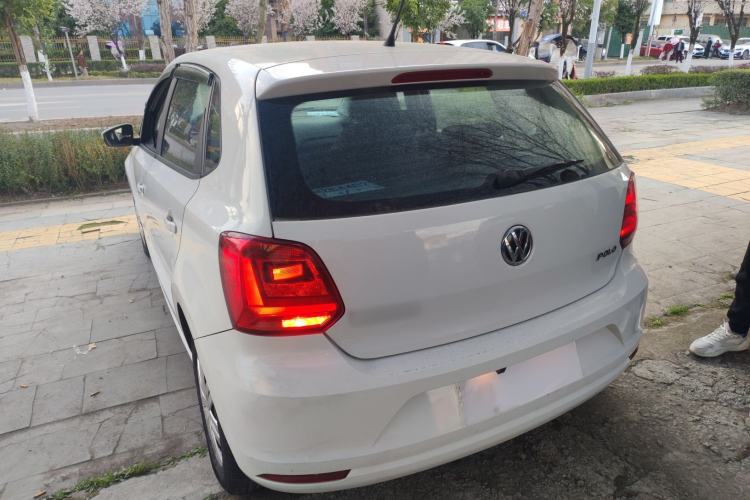 Used Volkswagen Polo 2016 1.4L Manual Fashion Model Rear Left 45 Deg