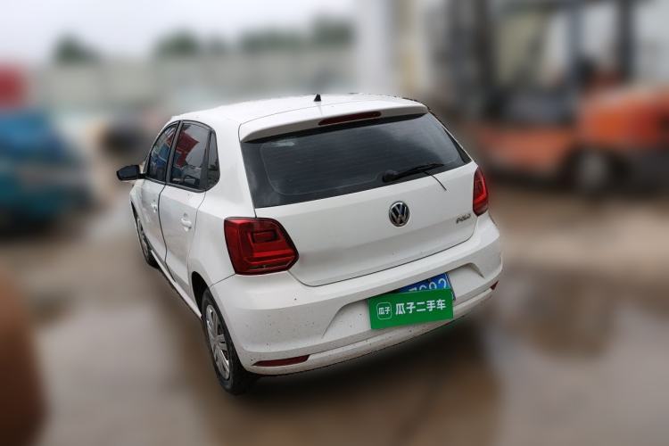 Used Volkswagen Polo 2016 1.4L Manual Fashion Model Rear Left 45 Deg