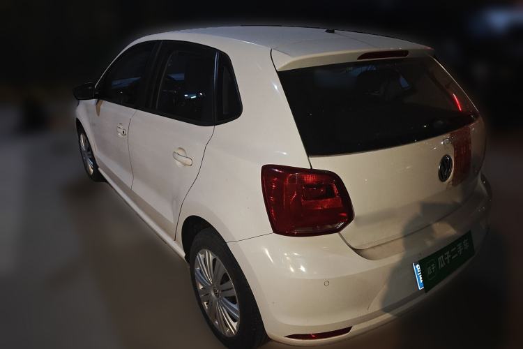 Used Volkswagen Polo 2016 1.6L Automatic Comfort Model Rear Left 45 Deg