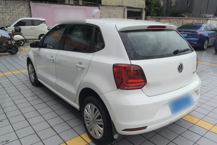 Used Volkswagen Polo 2016 1.6L Automatic Comfort Model Rear Left 45 Deg