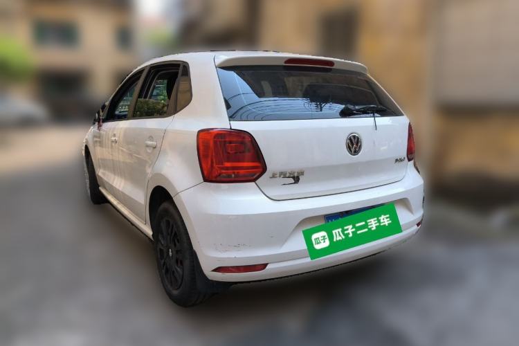 Used Volkswagen Polo 2016 1.4L Manual Fashion Model Rear Left 45 Deg