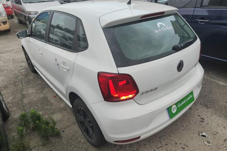 Used Volkswagen Polo 2016 1.4L Automatic Trendy Model Rear Left 45 Deg
