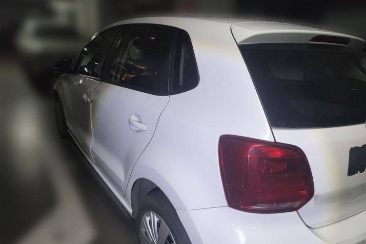 Used Volkswagen Polo 2016 1.6L Automatic Comfort Model Rear Left 45 Deg