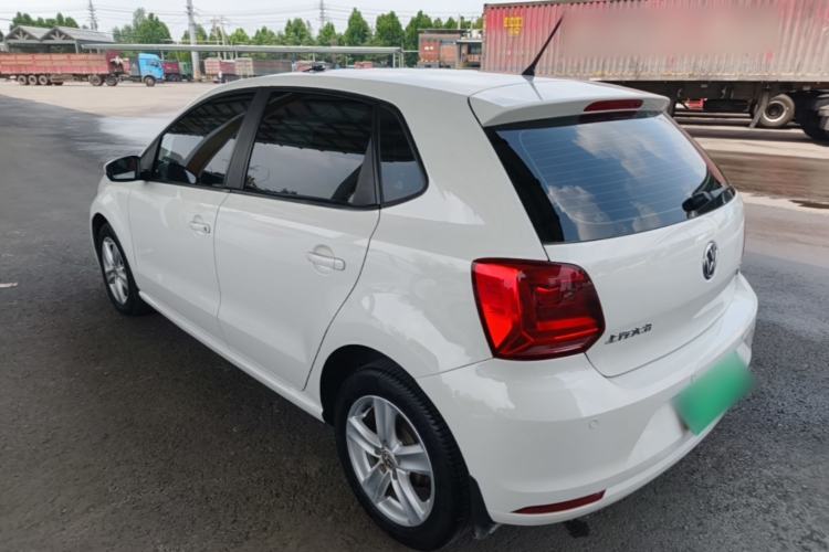 Used Volkswagen Polo 2016 1.4L Manual Fashion Model Rear Left 45 Deg
