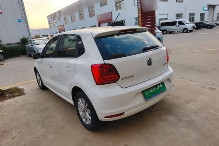 Used Volkswagen Polo 2016 1.4L Manual Fashion Model Rear Left 45 Deg