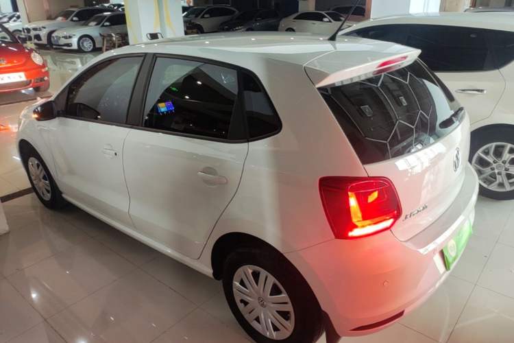 Used Volkswagen Polo 2016 1.4L Automatic Trendy Model Rear Left 45 Deg
