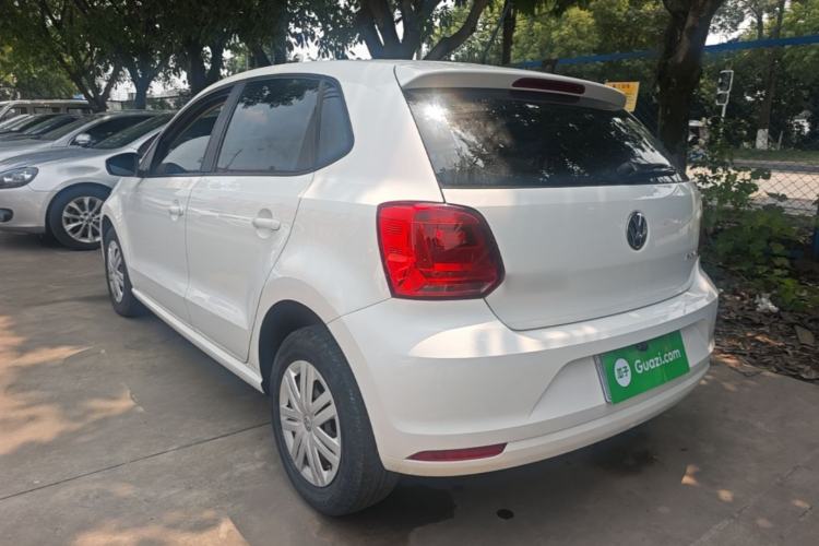 Used Volkswagen Polo 2016 1.4L Manual Fashion Model Rear Left 45 Deg