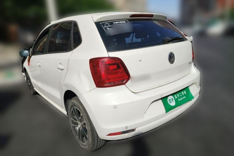 Used Volkswagen Polo 2016 1.4L Manual Fashion Model Rear Left 45 Deg