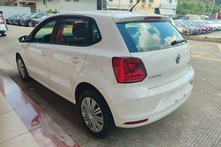Used Volkswagen Polo 2016 1.6L Automatic Comfort Model Rear Left 45 Deg