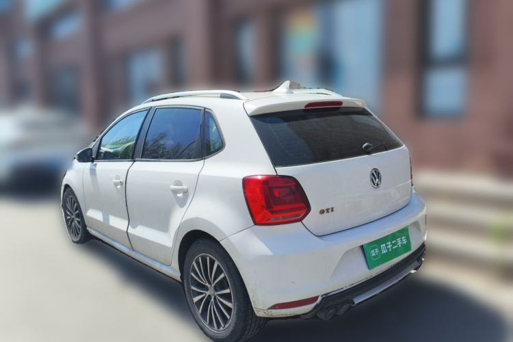 Used Volkswagen Polo 2016 1.4L Automatic Trendy Model Rear Left 45 Deg