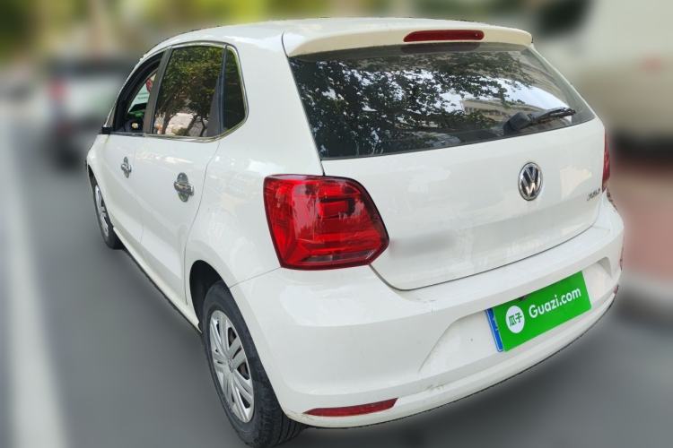 Used Volkswagen Polo 2016 1.4L Manual Fashion Model Rear Left 45 Deg
