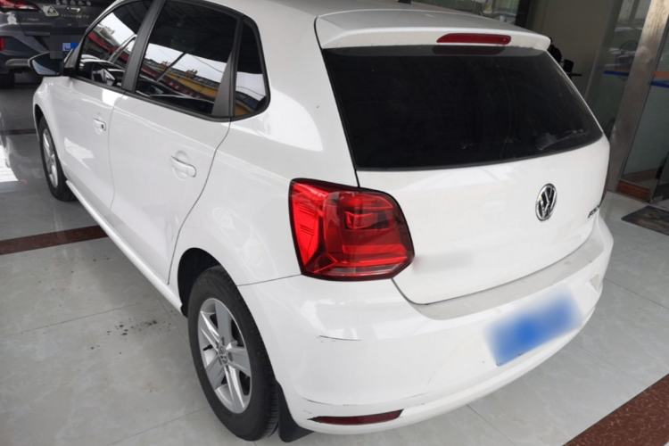 Used Volkswagen Polo 2016 1.4L Automatic Trendy Model Rear Left 45 Deg
