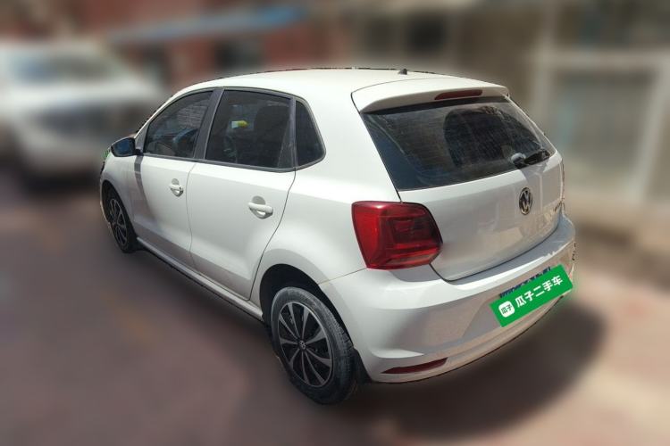 Used Volkswagen Polo 2016 1.4L Manual Fashion Model Rear Left 45 Deg