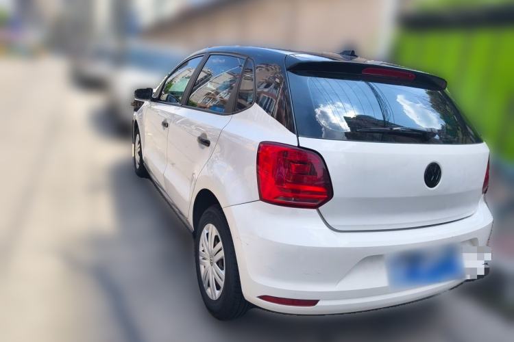 Used Volkswagen Polo 2016 1.4L Manual Fashion Model Rear Left 45 Deg