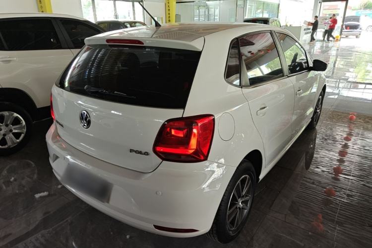 Used Volkswagen Polo 2016 1.4L Automatic Trendy Model Rear Right 45 Deg