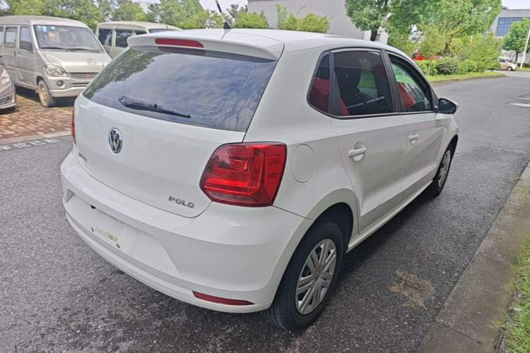 Used Volkswagen Polo 2016 1.4L Automatic Trendy Model Rear Right 45 Deg