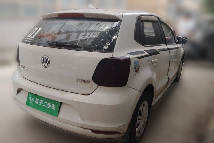 Used Volkswagen Polo 2016 1.4L Manual Fashion Model Rear Right 45 Deg