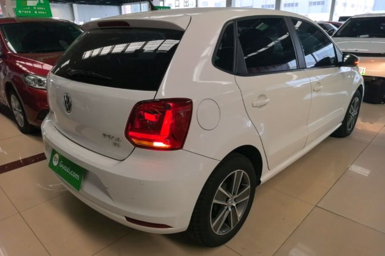 Used Volkswagen Polo 2016 1.6L Automatic Comfort Model Rear Right 45 Deg
