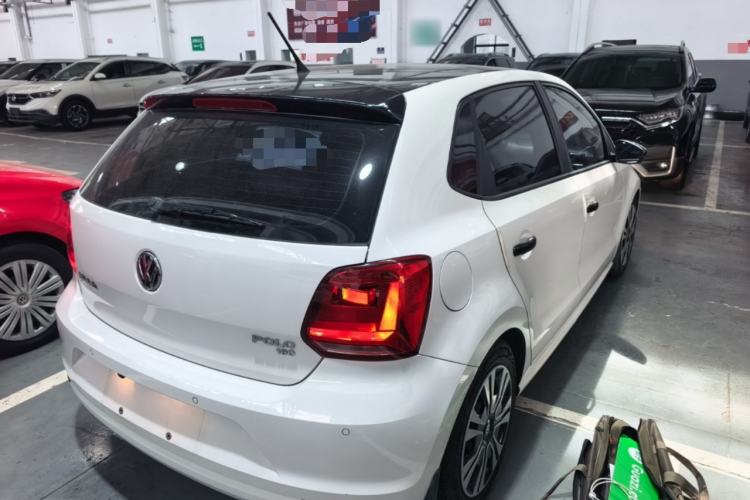 Used Volkswagen Polo 2016 1.6L Automatic Comfort Model Rear Right 45 Deg