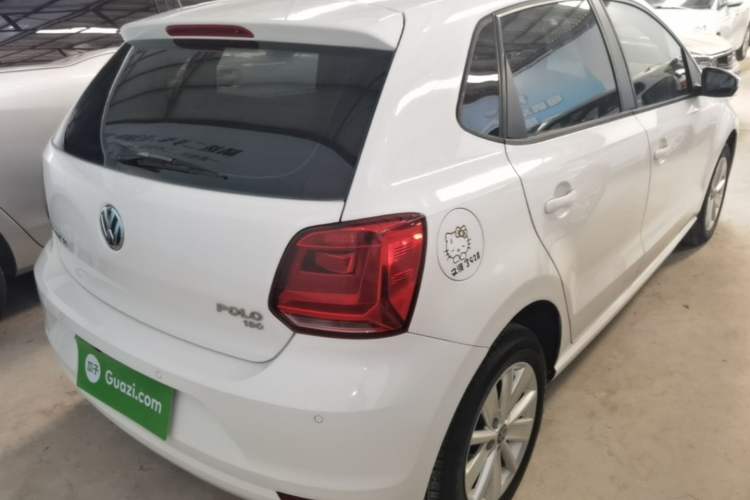 Used Volkswagen Polo 2016 1.6L Automatic Comfort Model Rear Right 45 Deg
