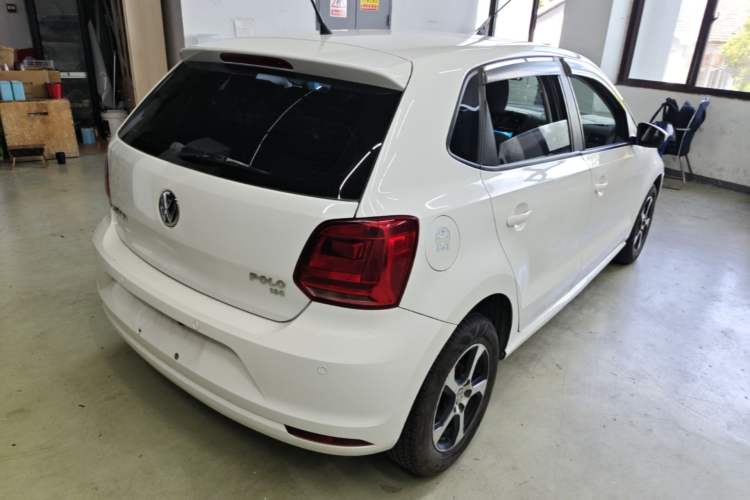 Used Volkswagen Polo 2016 1.4L Automatic Trendy Model Rear Right 45 Deg