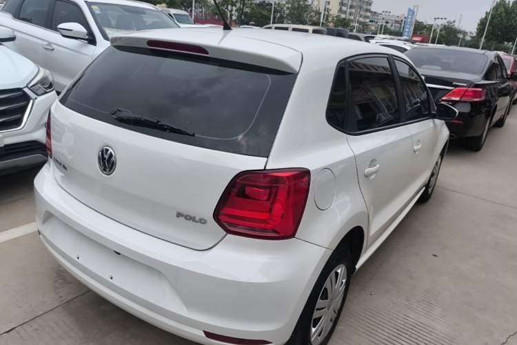Used Volkswagen Polo 2016 1.4L Automatic Trendy Model Rear Right 45 Deg