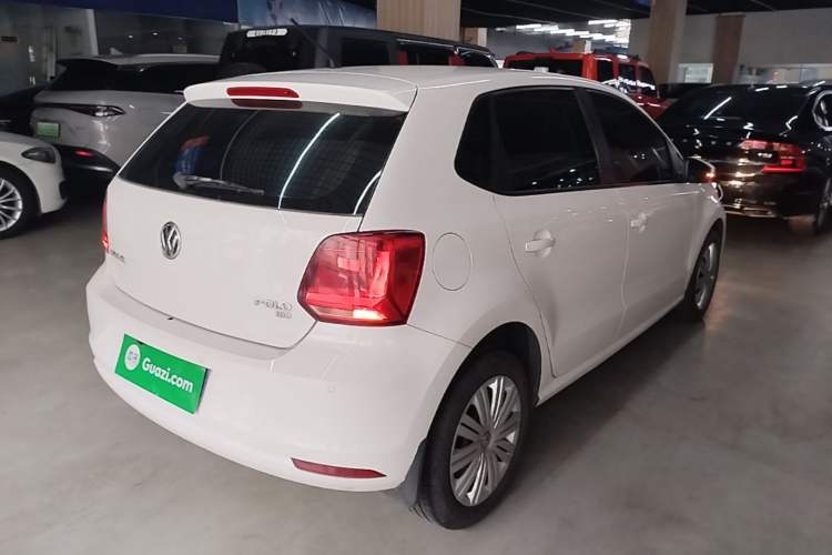 Used Volkswagen Polo 2016 1.6L Automatic Comfort Model Rear Right 45 Deg